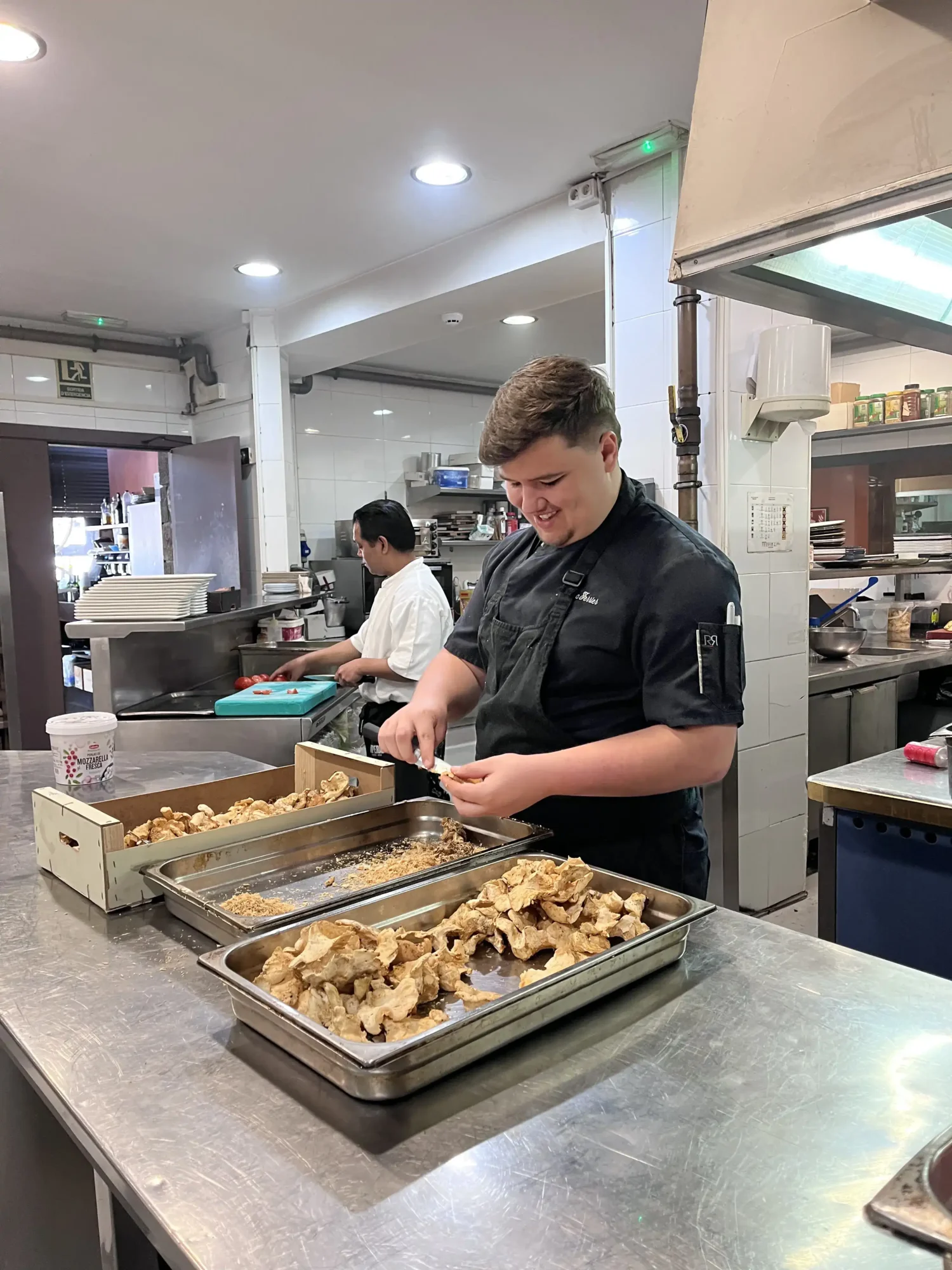 Stagiaire Erasmus+ en restauration &agrave; Barcelone &ndash; une immersion professionnelle r&eacute;ussie.