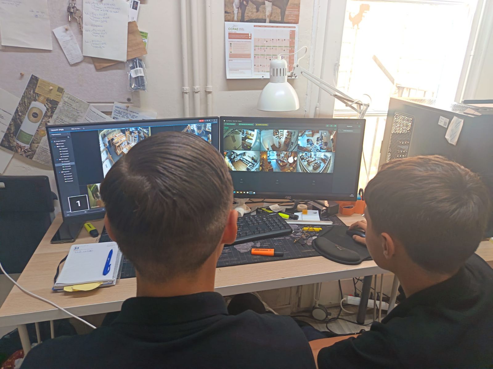Alumno Erasmus+ en pr&aacute;cticas de seguridad